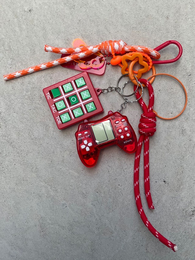 "POPTONE" key charm