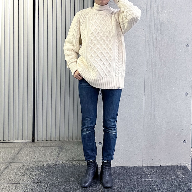 Cashmere Cable Knit