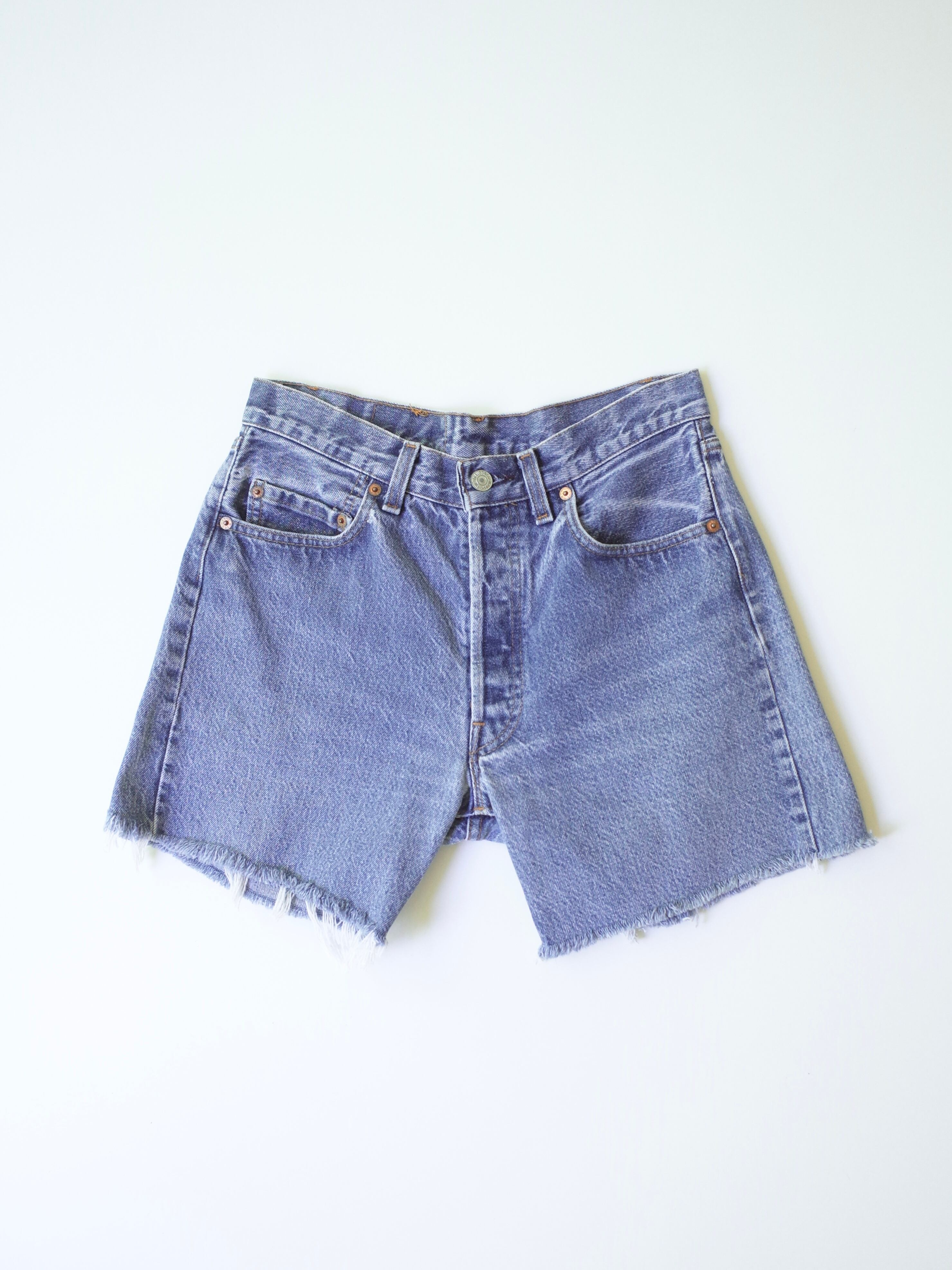80s Levi's 501 cut off denim shorts W31