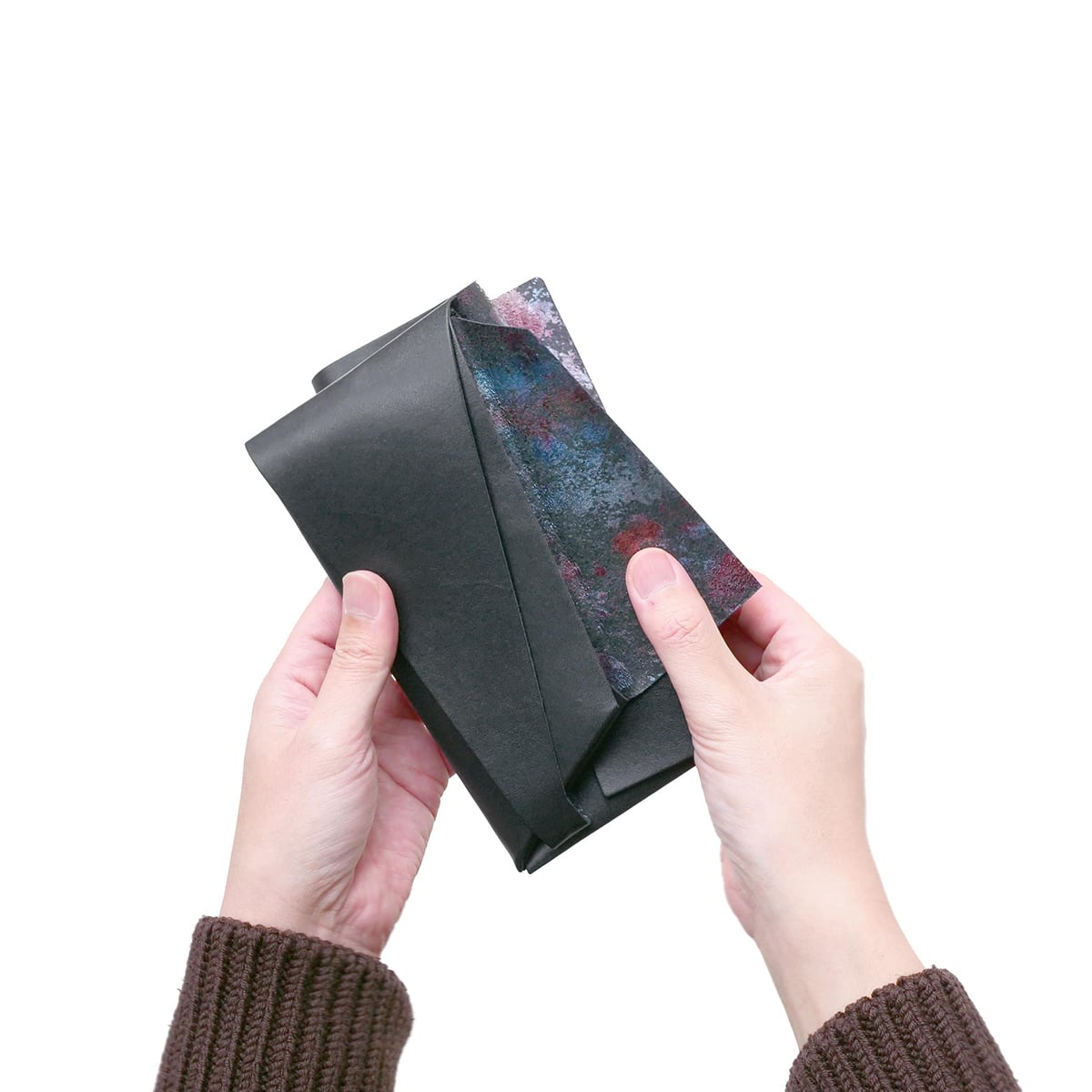 Aurora ロングウォレット ブラック×オーロラ | 所作 Shosa