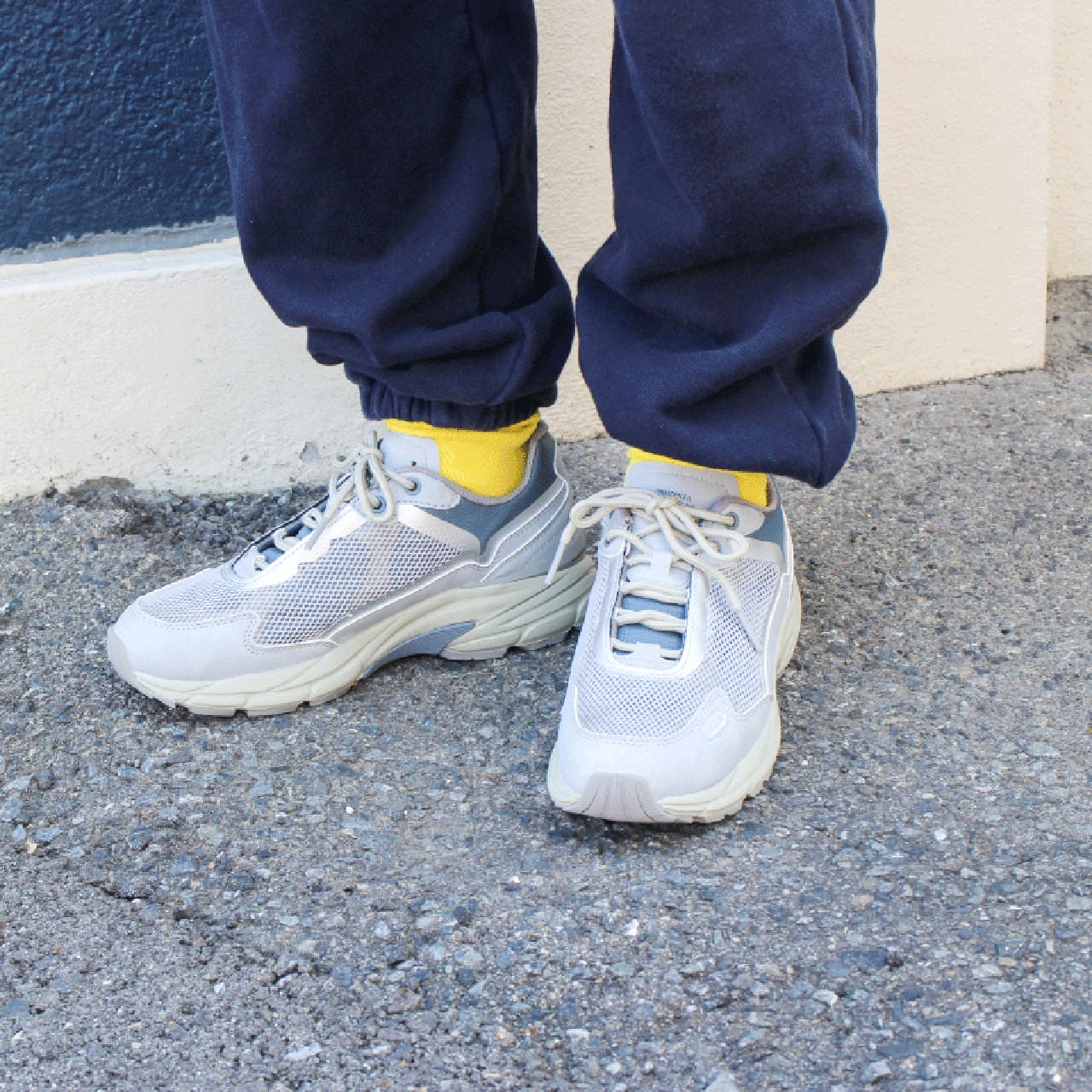 トラスデン