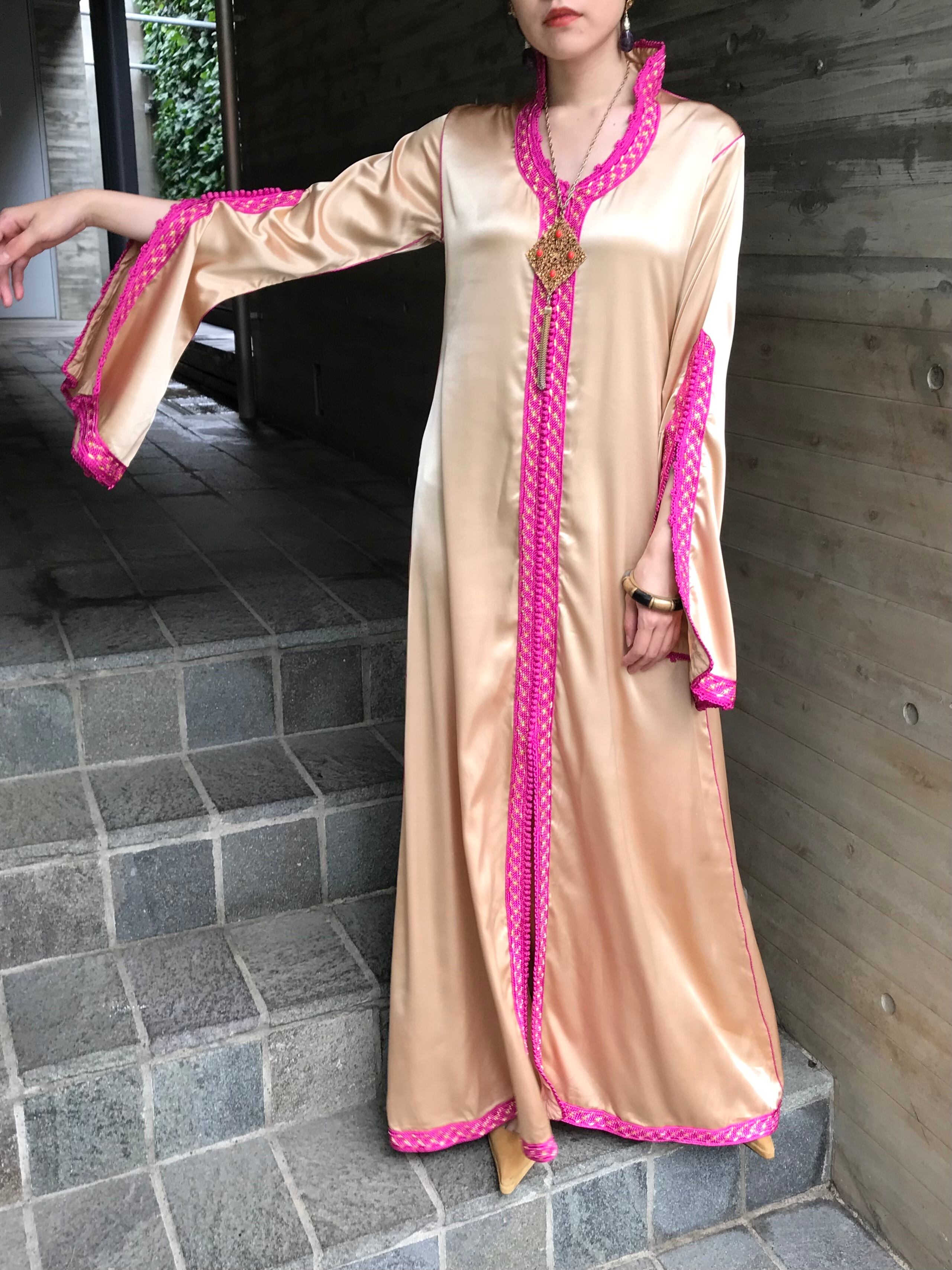 Vintage Moroccan Beige Pink Embroidery Maxi Dress ヴィンテージ モロッコ ベージュ ピンク 刺繍 マキシ ワンピース Riyad Vintage Shop