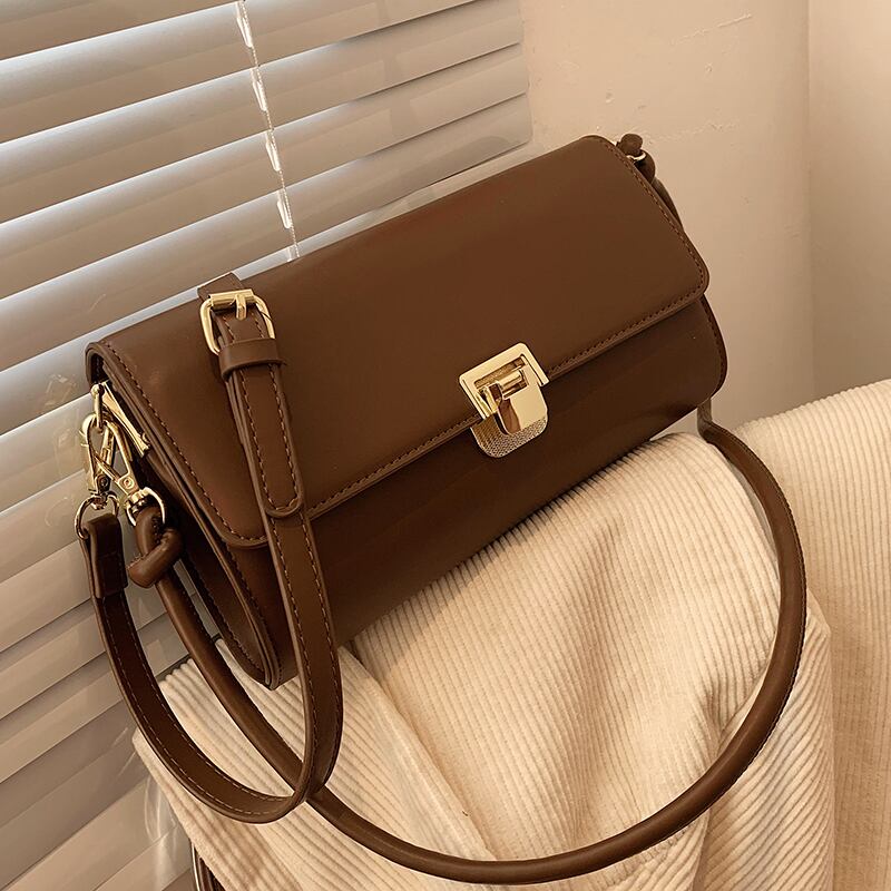 スタイルレッド メッセンジャーバッグ Tiancai_Wing_Bag87461709885