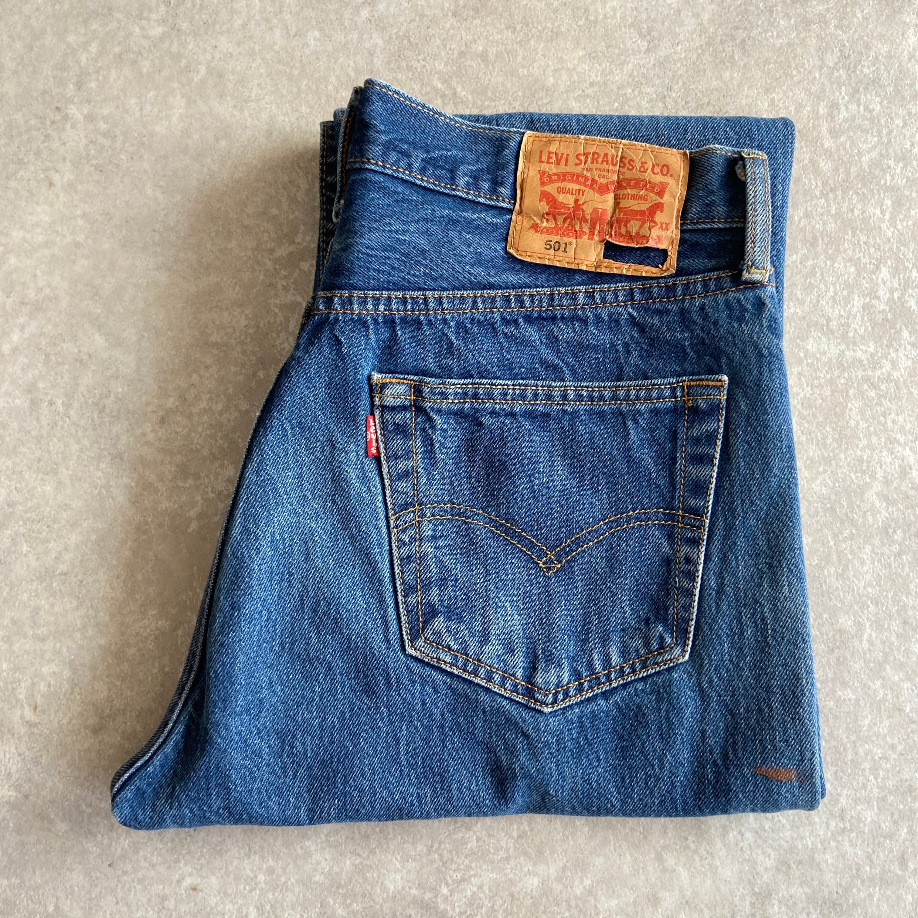 Levi's 501 W32 L26.5 G998