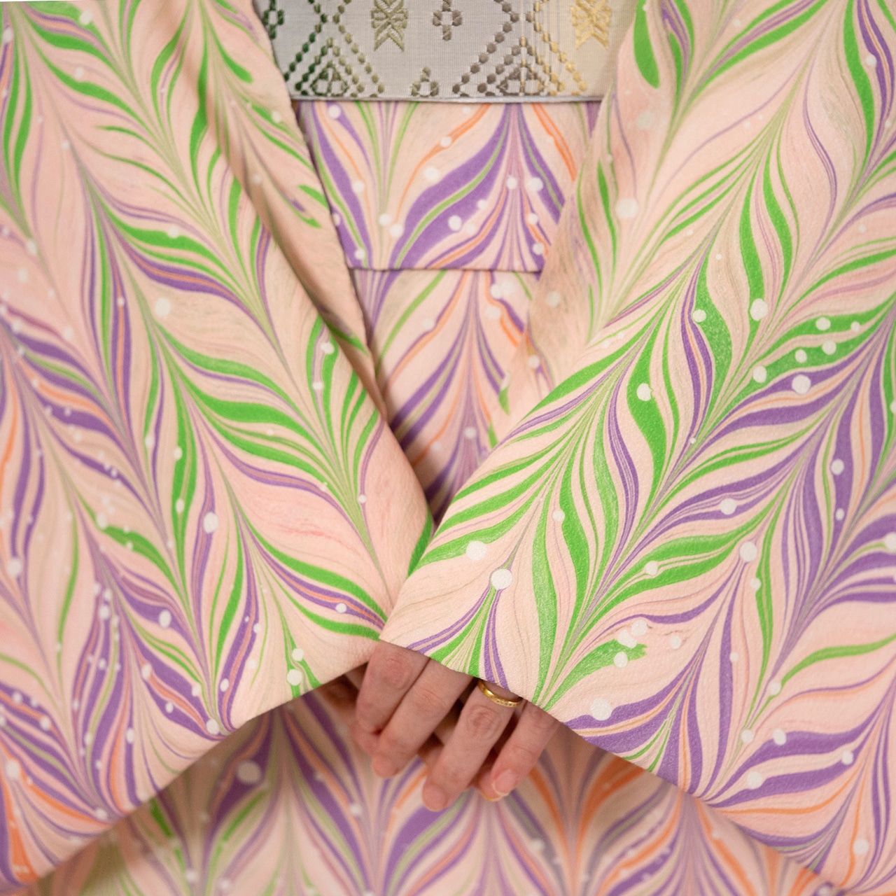 〈Sunset Macaron〉矢羽柄 × ドット〜洗えるきもの(シルジェリー)〜