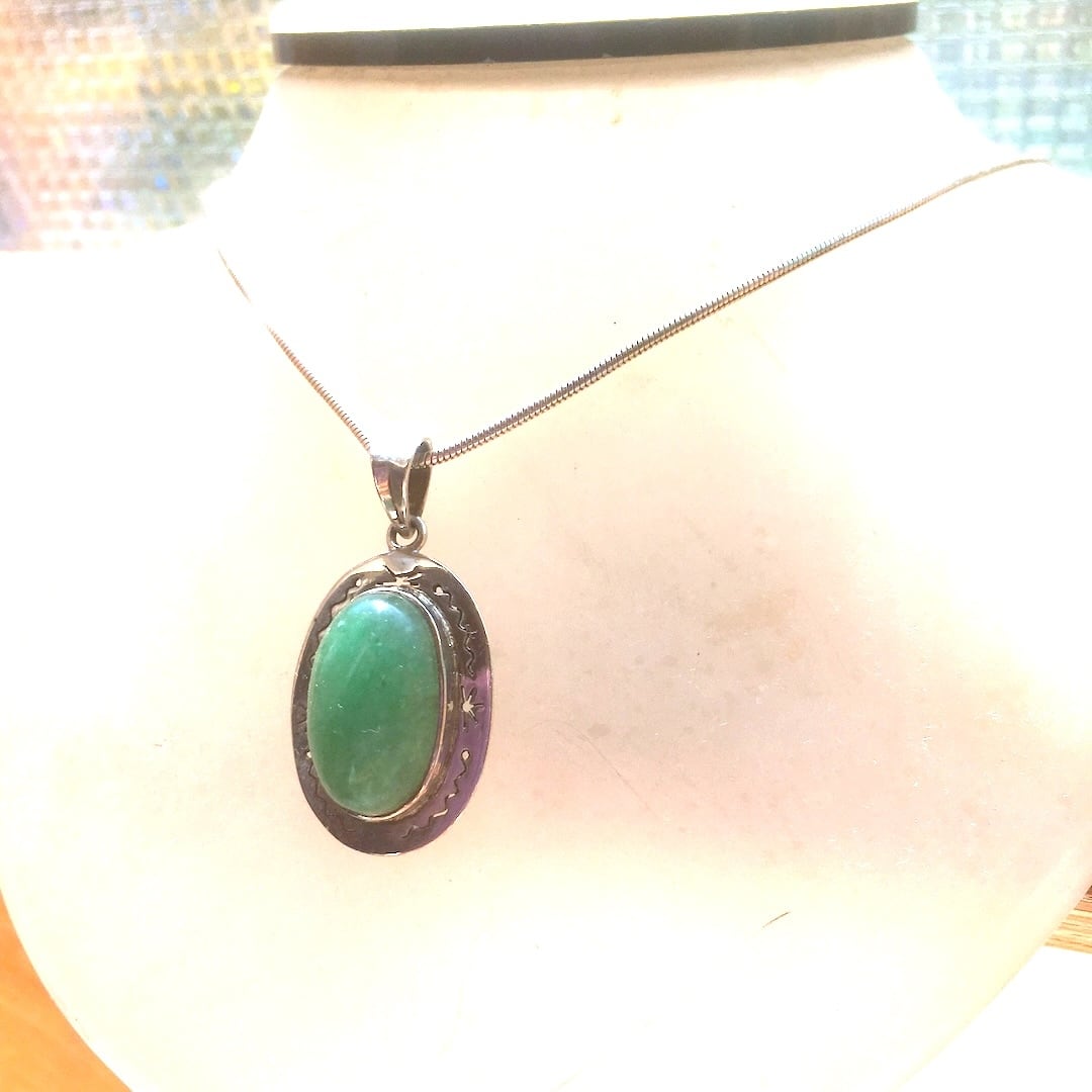 【一点物】SV925✦5月の誕生石✦⋆.·癒しの若葉色✦グリーンアベチュリン ペンダント⋆.·✦