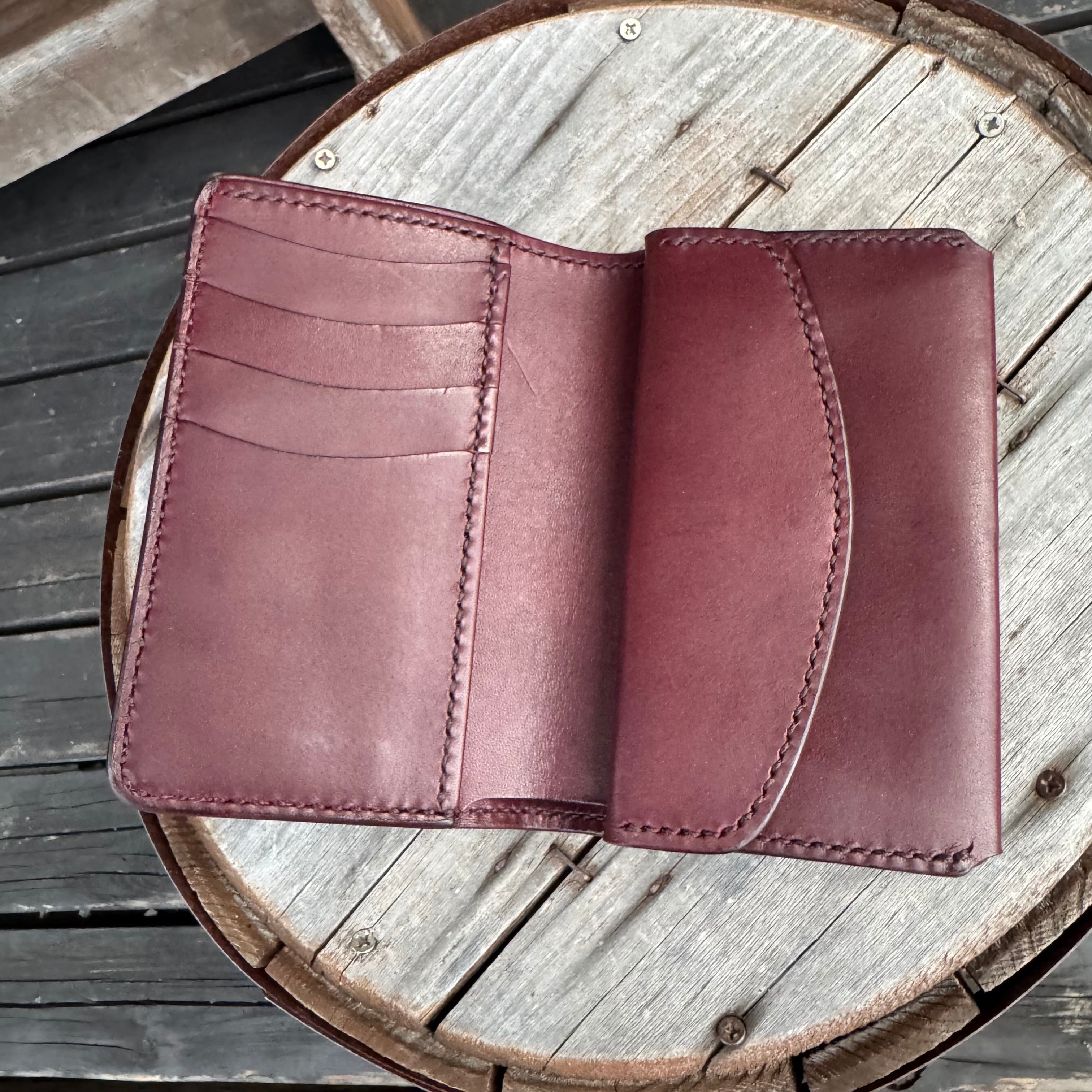 WHOLオリジナル ミドルウォレット ハンドメイド 財布 本革 手縫い
