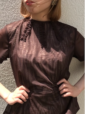 TRIPLE RUFFLE BLOUSE < Burgandy>