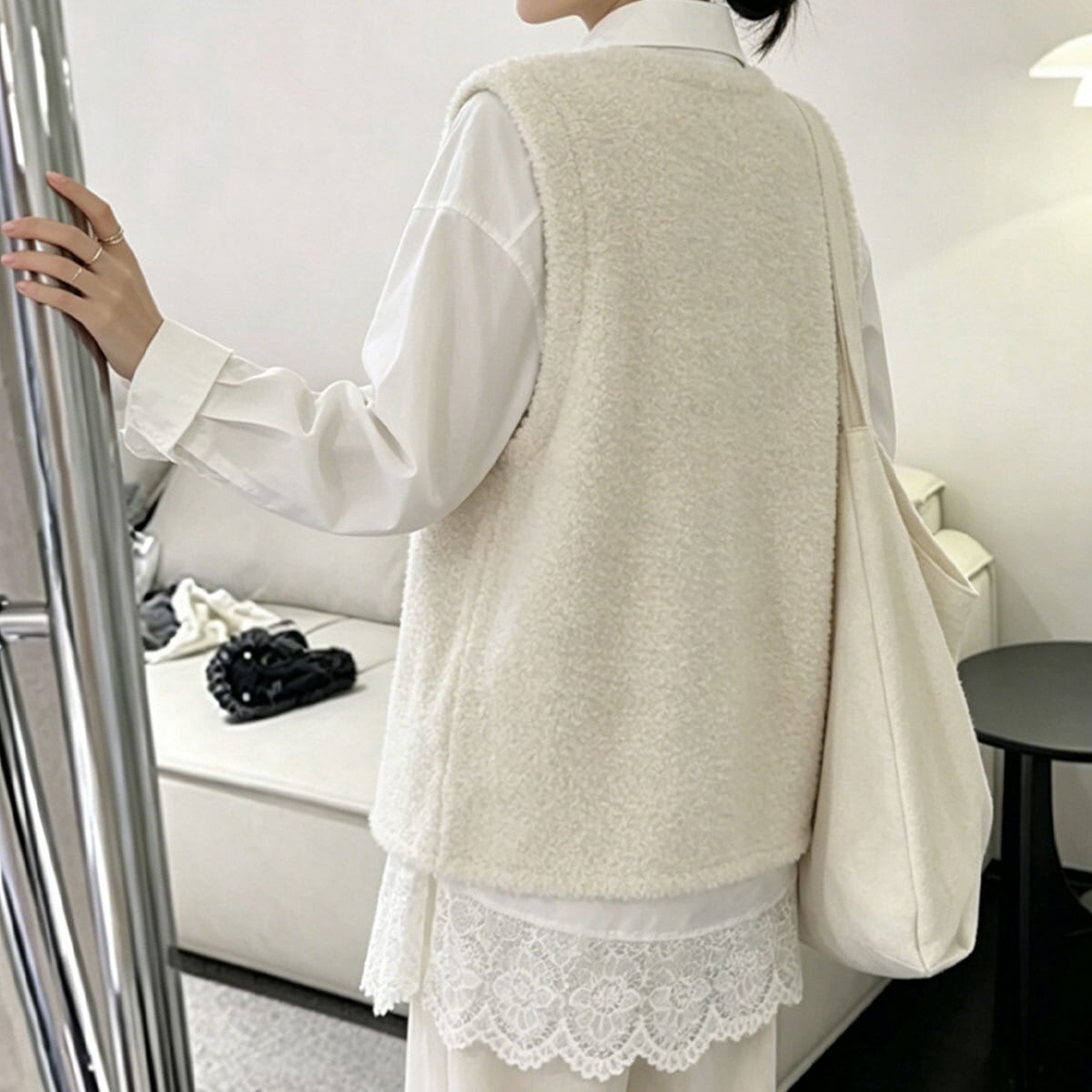 裾レース シャツ 長袖 ブラウス レディース 韓国 春 秋 きれいめ シンプル ゆったり オーバーサイズ 大人 カジュアル レース切り替え おしゃれ ロングシャツ ホワイト 白 大人可愛い 大人女子