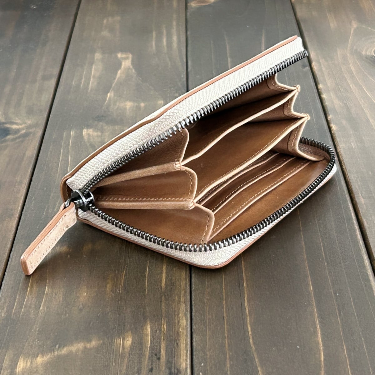 ホーウィン ホースバット ミドル　トラッカーウォレット レーデルオガワ HORWEEN × レーデルオガワ ホースバット ミドルウォレット ナチュラル