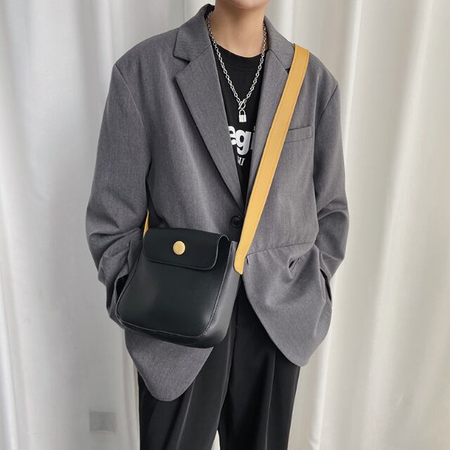 【予約販売】ショルダーバッグ シンプル メンズ クラシカル レザー ミニバッグ ブラウン ブラック 斜め掛け メッセンジャー 黒 シック こなれ感 お洒落 韓国 トレンド