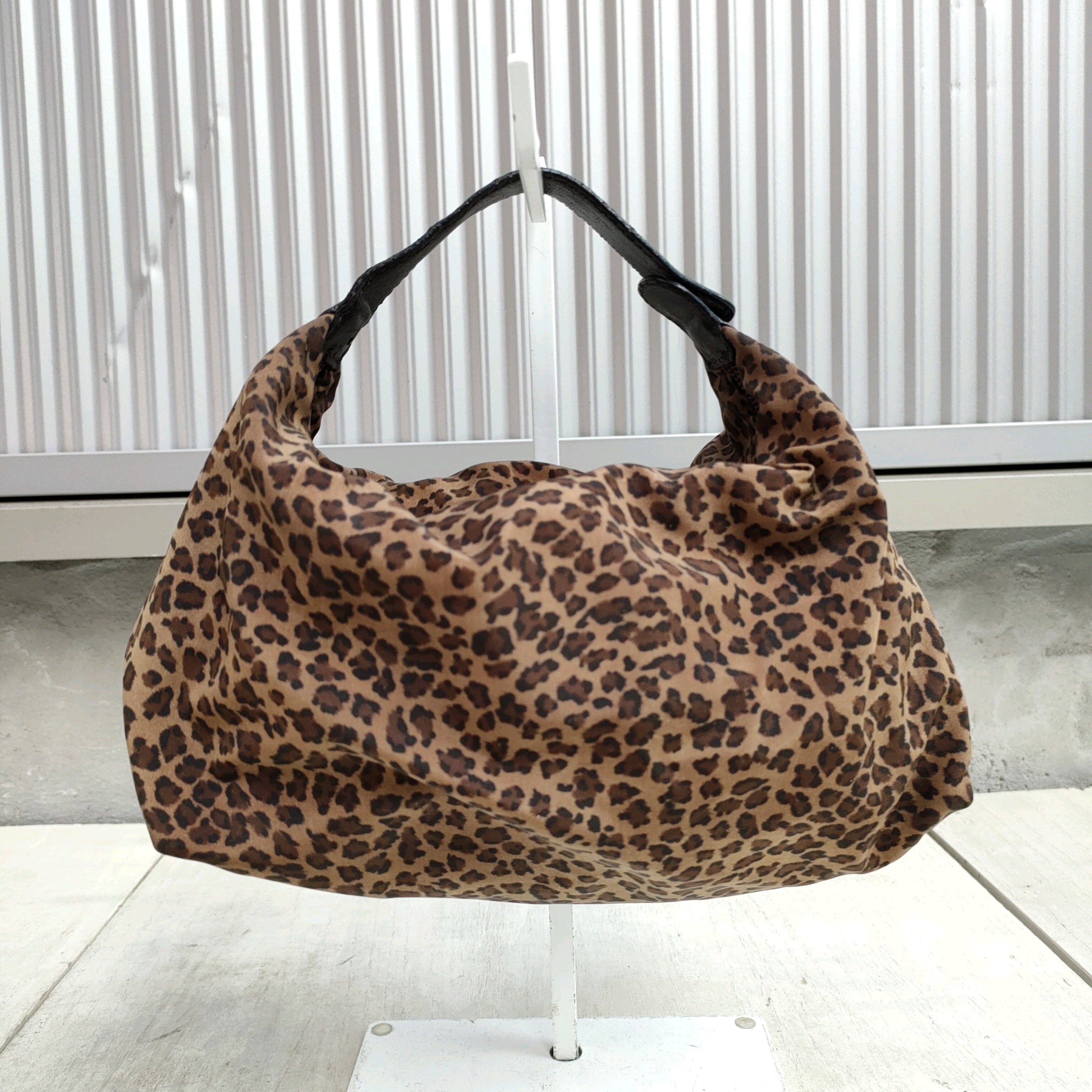 美品　ボッテガヴェネタ　ハンドバック　slip tote