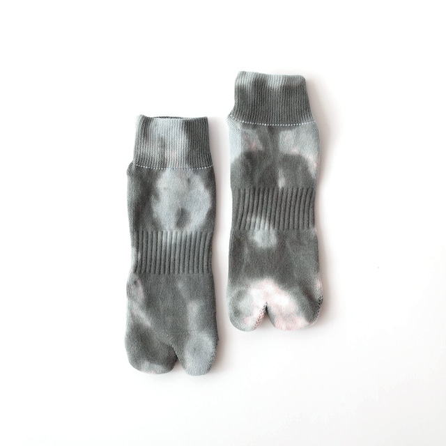 Tie Dye Ankle Socks (Light Gray × Charcoal)