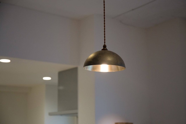 FUTAGAMI/ペンダントランプ「半球」削りだし