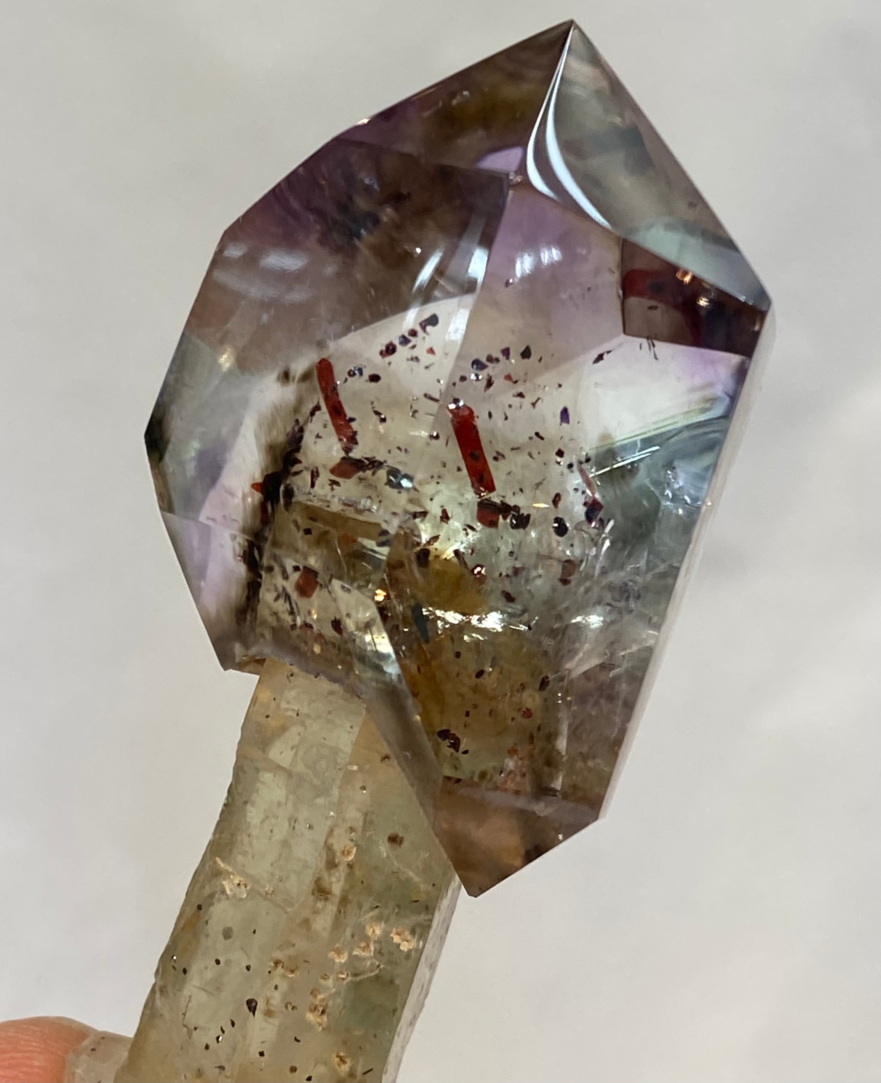 水入りスーパーセブン原石◼️水晶◼️台座付　A 超レア 虹入り！水入りスーパーセブンクォーツ 水入りファイヤクォーツ