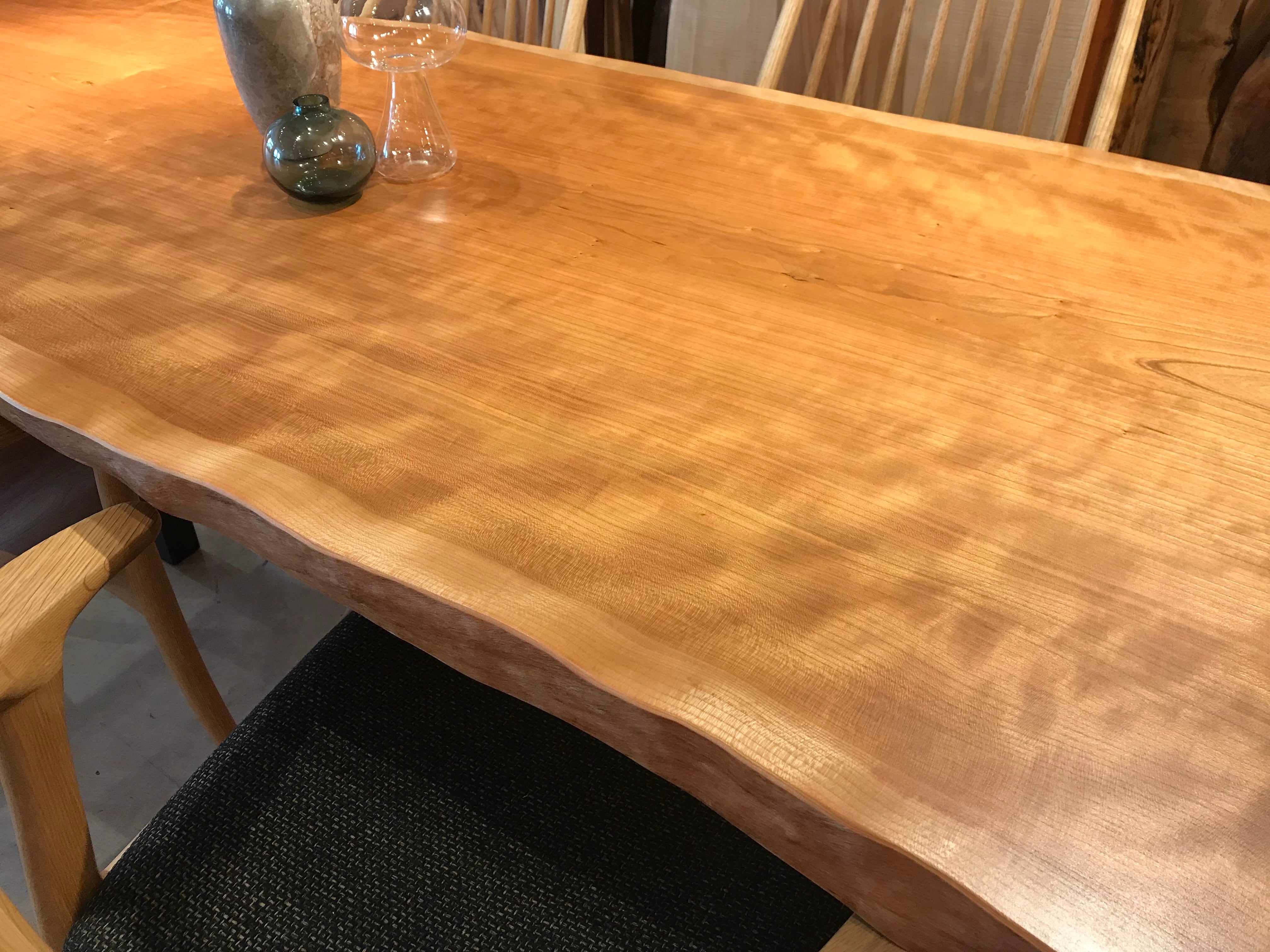 アメリカンブラックチェリー_1800×760-770-830×53_横浜元町店_テーブル