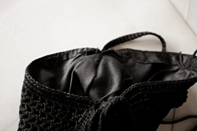 フランス 黒花たちと麻とシルクの闇夜色ポシェット アイリッシュクロッシェ アンティーク