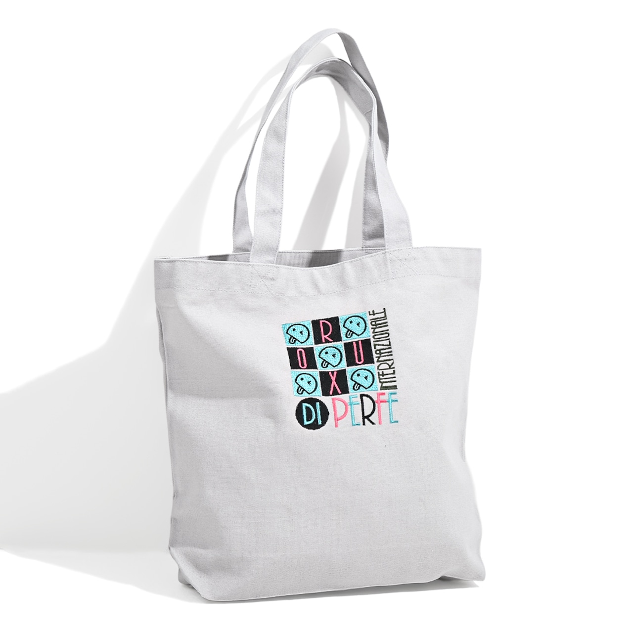 マルチロゴ刺繍キャンバストート