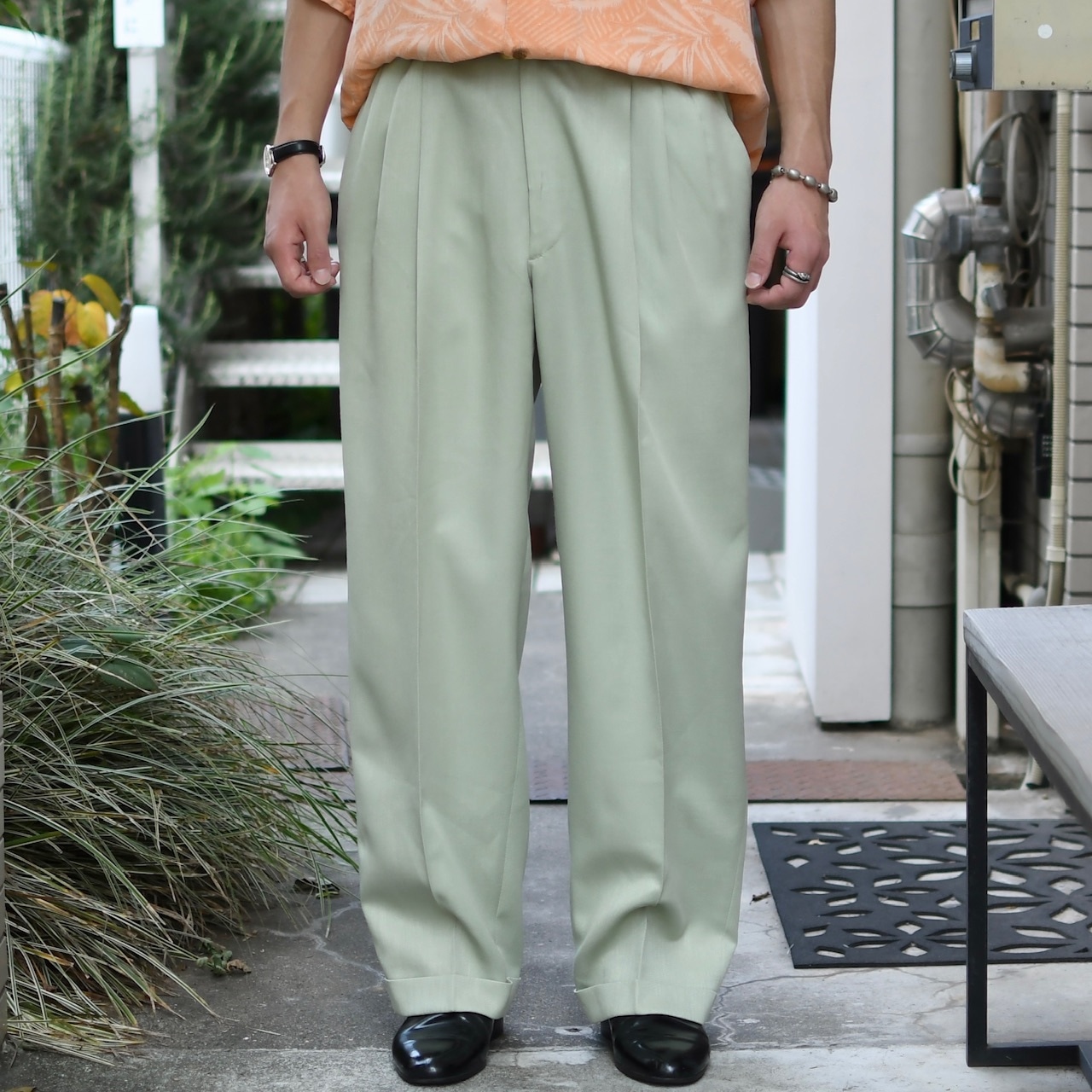 wide 3tuck color slacks light green