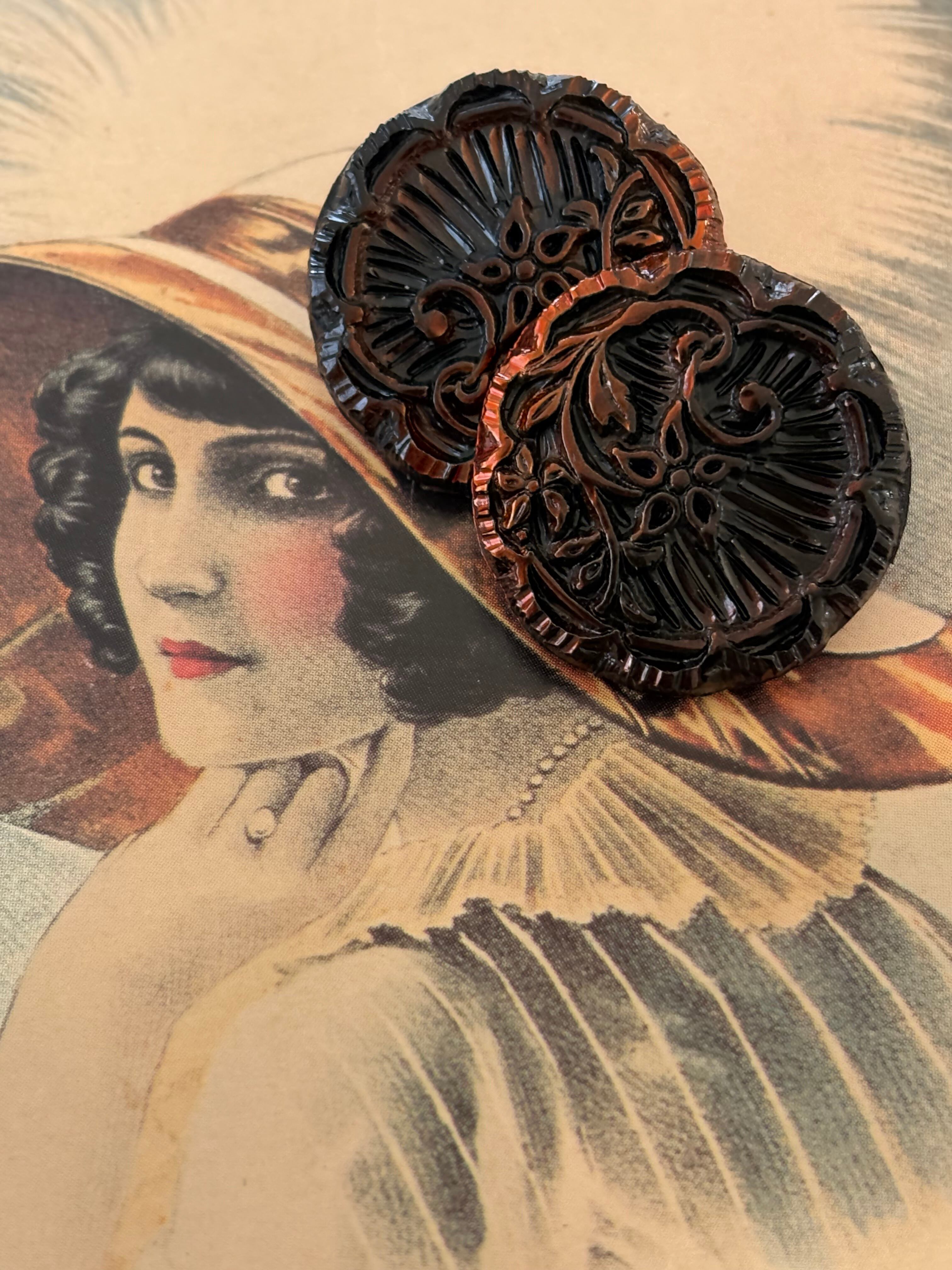 25mm ヴィンテージボタン プラスチックボタン オリエンタル フラワー メタリックブラウン アクセサリーパーツ 装飾材 カルトナージュ