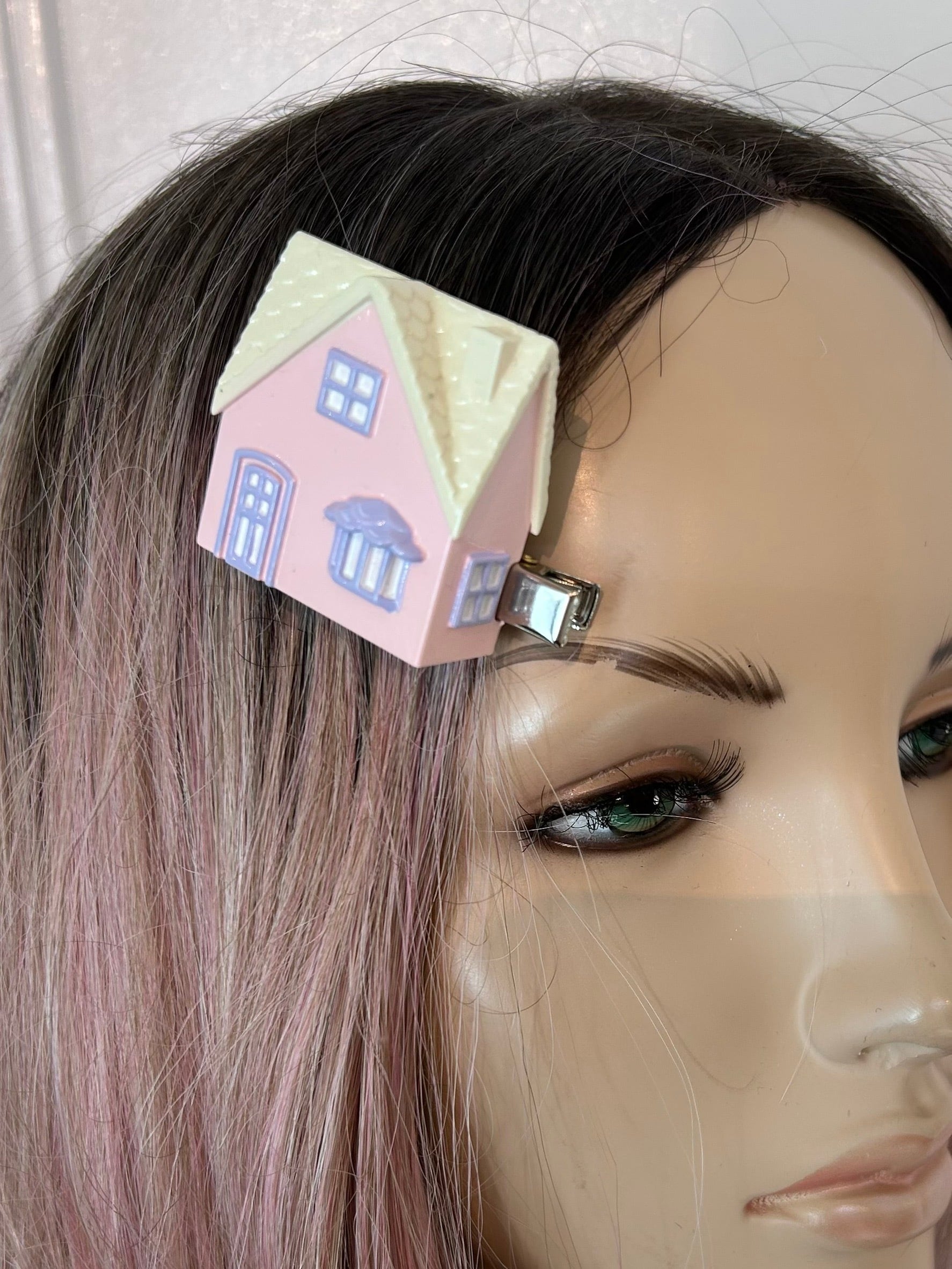 Ashley WILLIAMS DOLL HOUSE HAIR CLIP