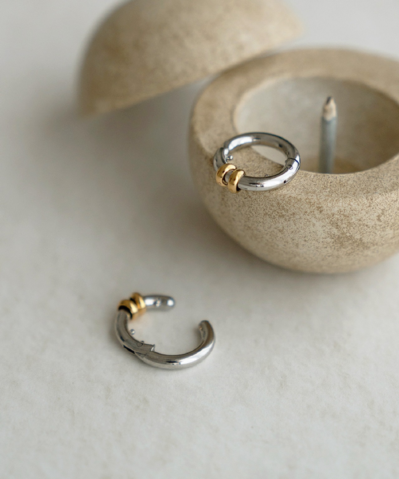 Chélier |  creo mix ear cuff _ 316L (1pc)