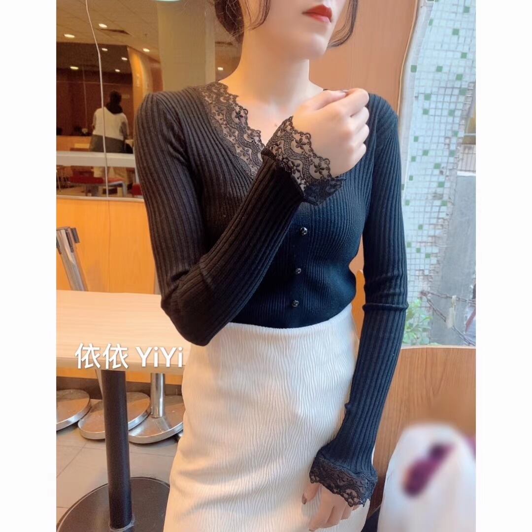 パールボタンレース切り替えニット　AJ111-993