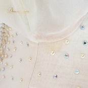 社交ダンス 衣装 スタンダードドレス ワンピース ドレス ホワイト 白 フリル フロート レース 花 ピンク デモ 競技 ダンス パーティ 発表会 パール ホワイト系 おしゃれ デザイン 女性用 競技衣装 上品 パーティー用 ドレスアップ