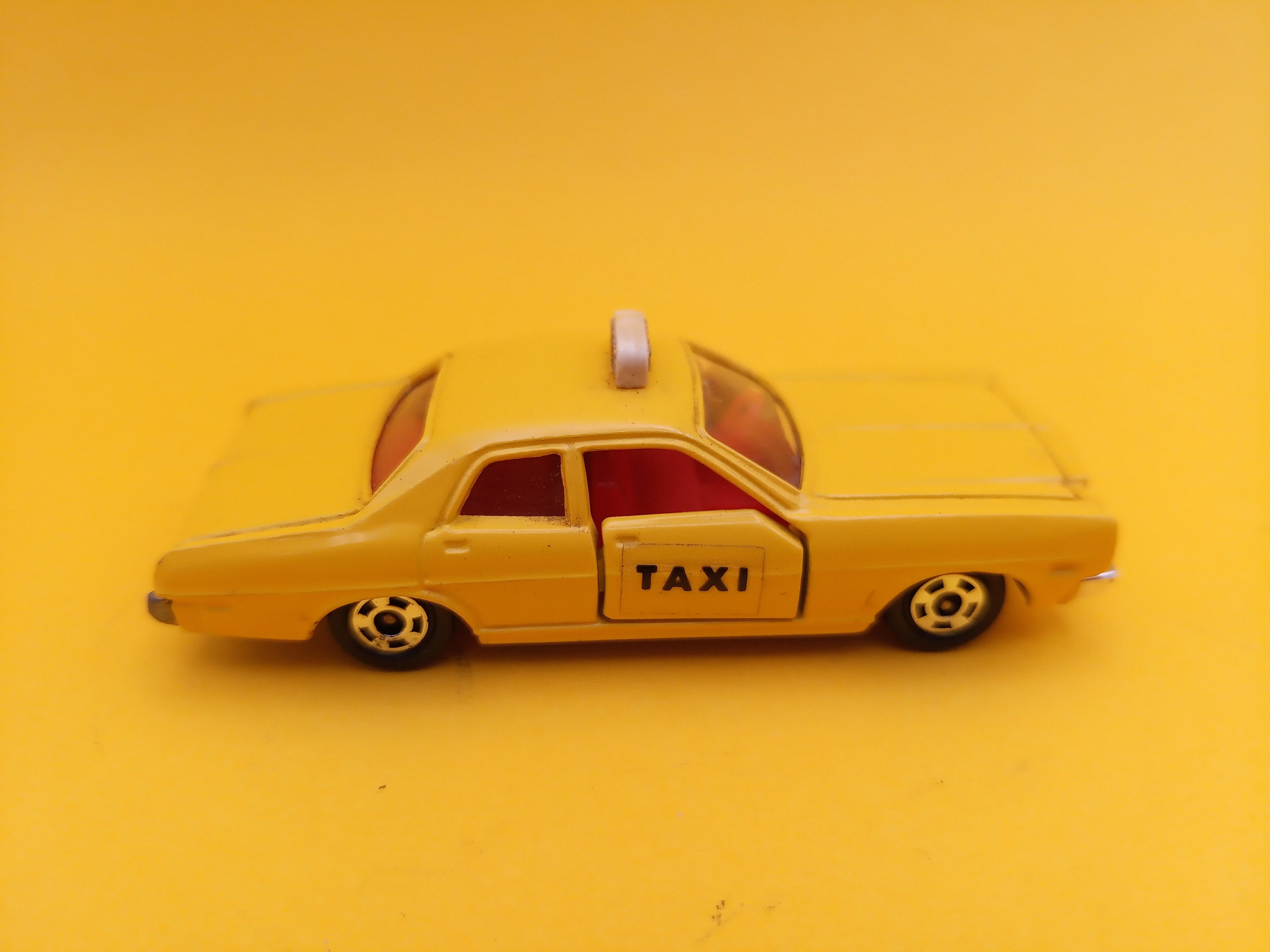 トミカ 外国車シリーズ F18 ダッジコロネット カスタム タクシー 日本製/青箱 | トイズキング レトロ館 powered by BASE