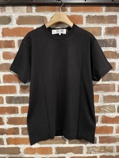 【PLAY COMME des GARCONS】T341 バック黒エンブレムTEE