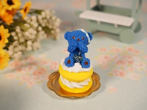ねじり鉢巻き＆ヨーヨークマカロンのオブジェ