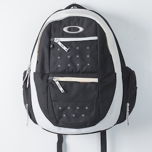 2000s "Oakley" 2-tone logo embroidery designed backpack