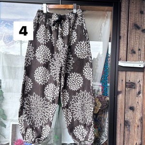 ヤクマンボパンツ