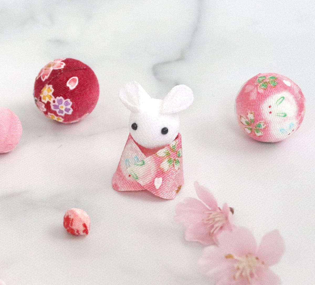 ねこ うさぎ うし 着物 古布 ハンドメイド