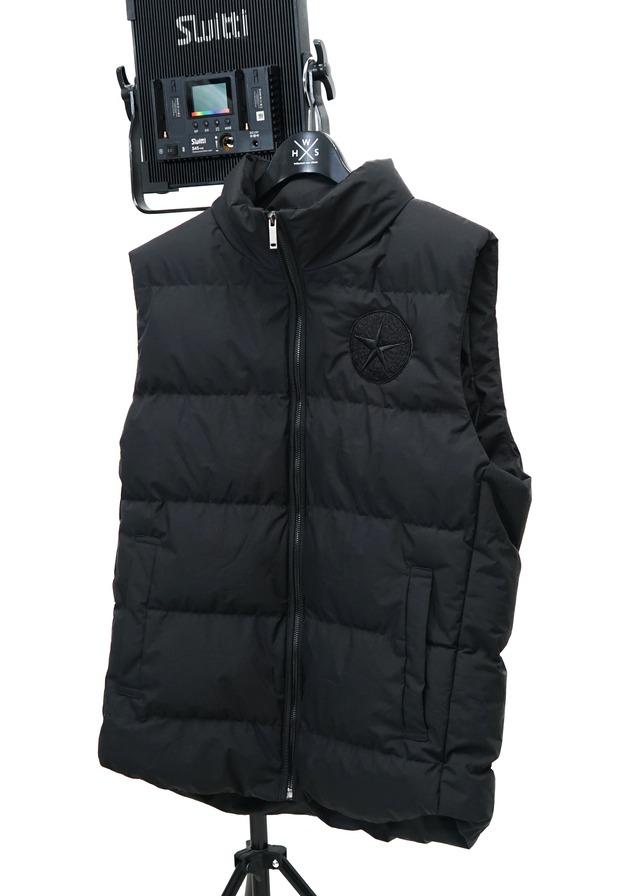 59.BLACK LABEL PUFFY VEST