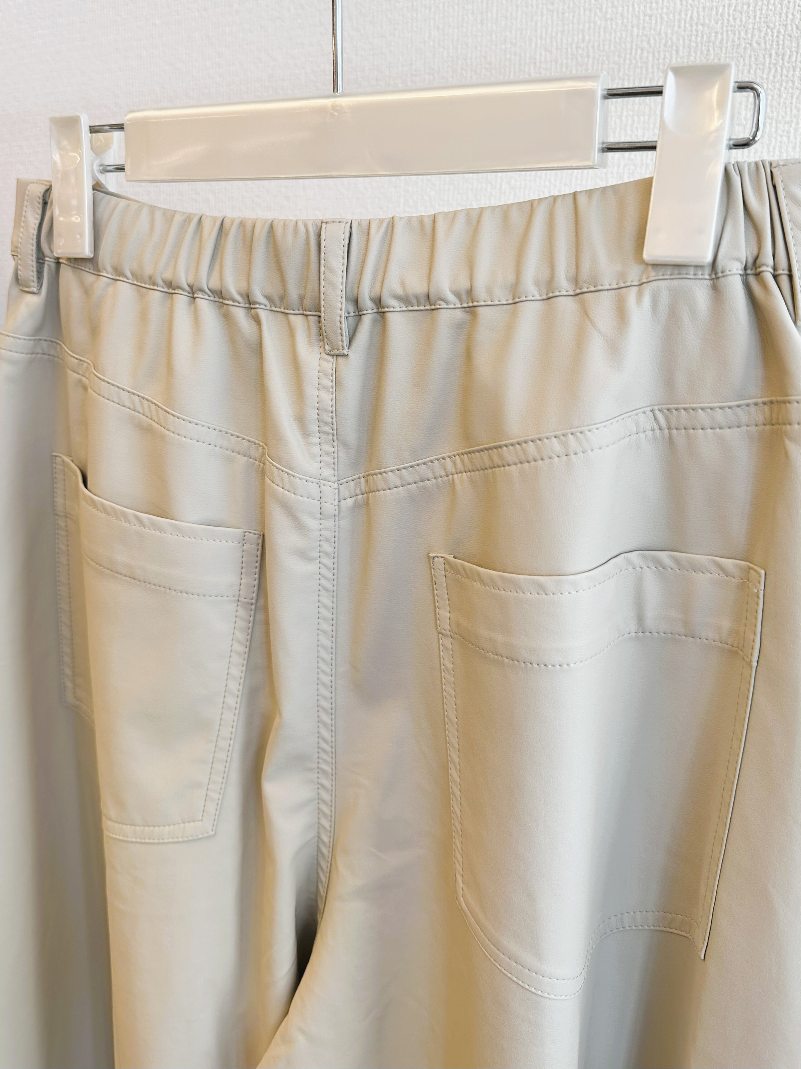 定価13万 CHRISTOPHER ESBER レザー パンツ ショーツ 未使用 定価13万 CHRISTOPHER ESBER レザー パンツ ショーツ 未使用