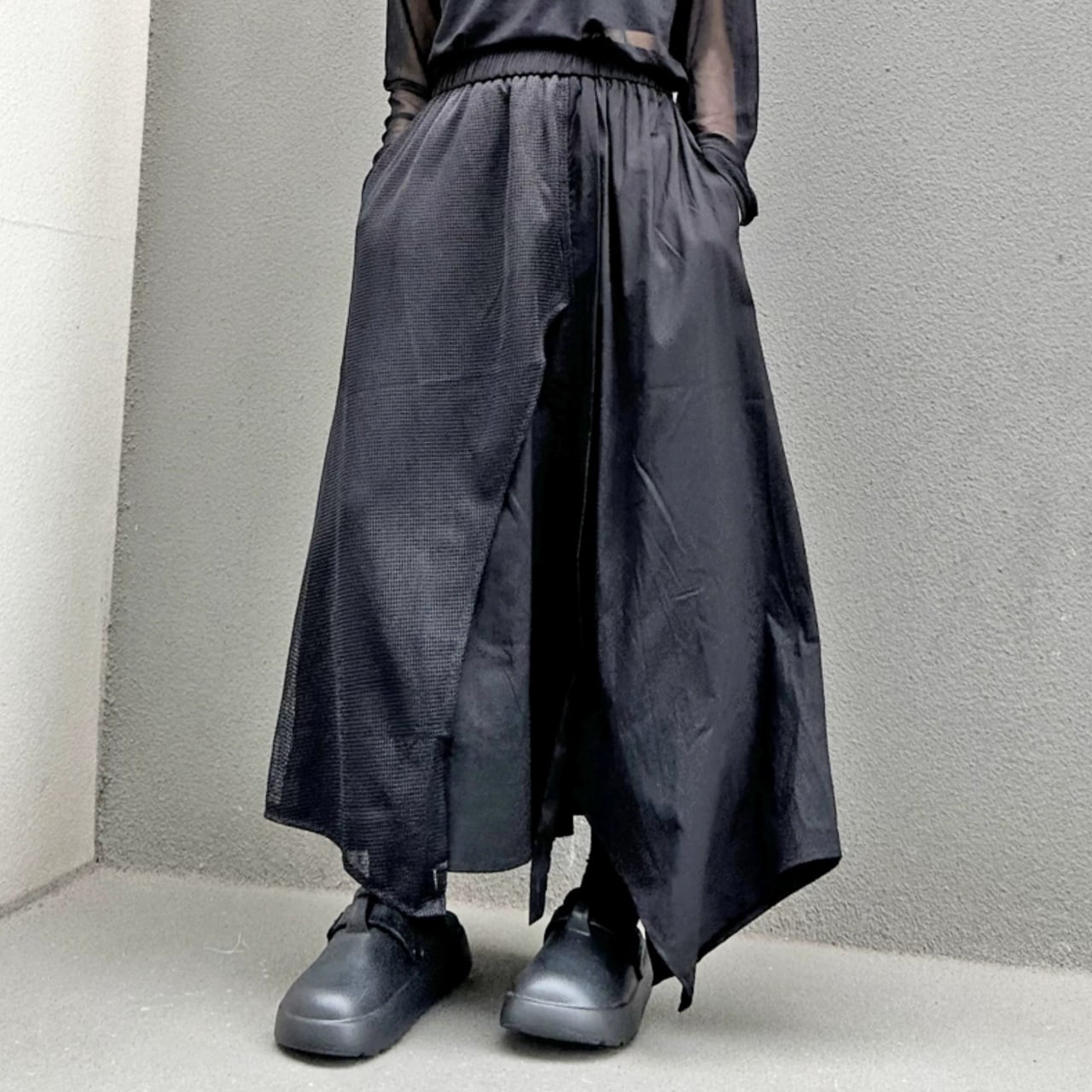Mesh Layered Asymmetry Skirt 01342