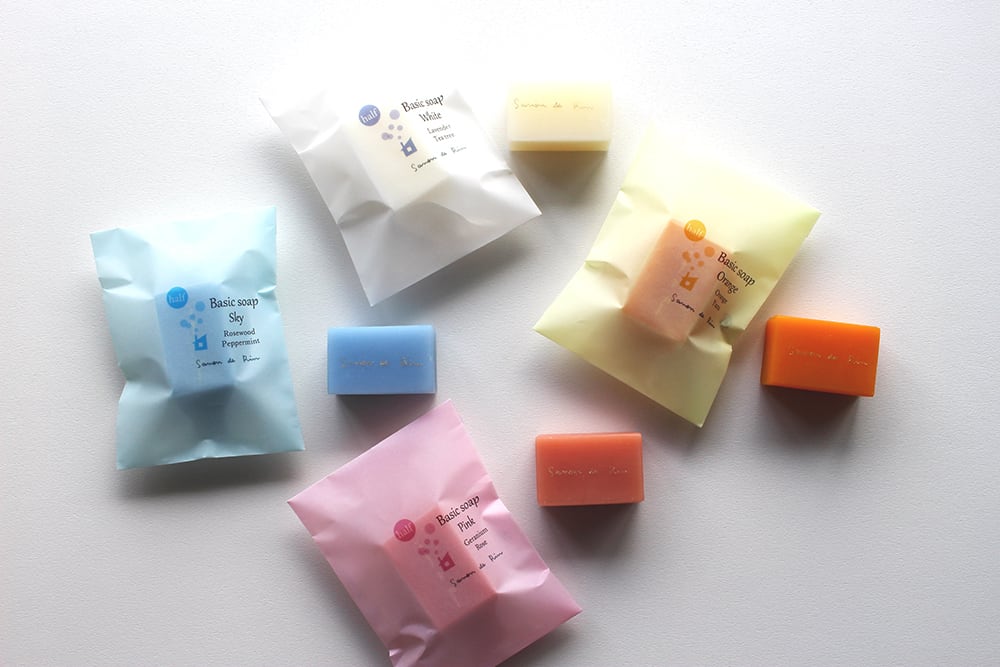 ほっぺ／レギュラーソープ24個 24/410 White Ribbed Snap Top Caps | SKS Bottle & Packaging