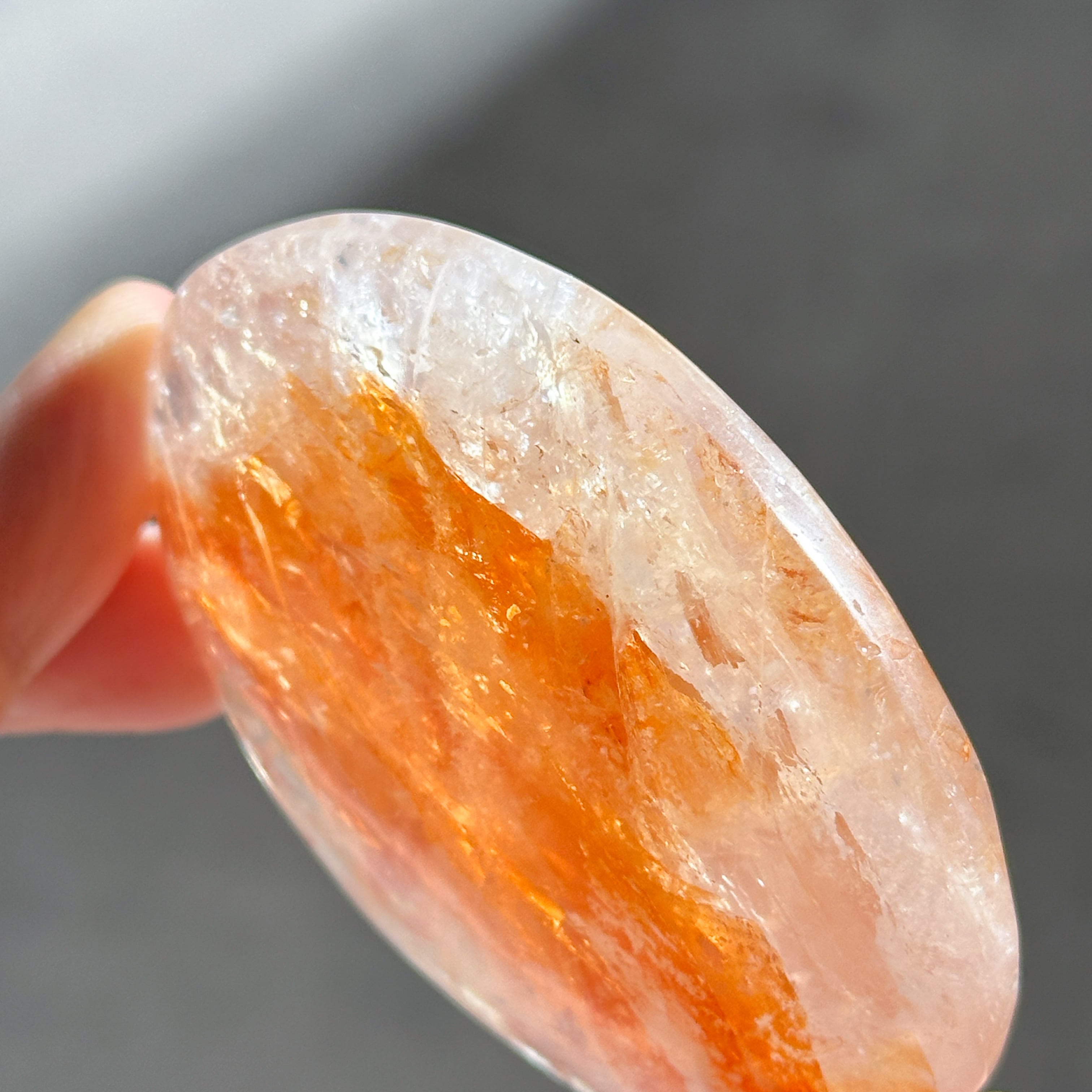 亀石(天然石) レッドヘマタイトクォーツ パームストーン31◇Red Hematite Quartz