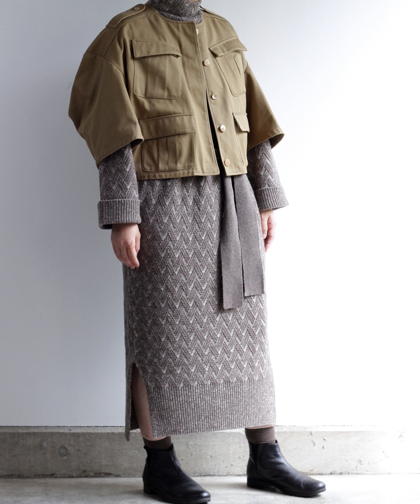 ❁新品❁オンワード樫山icb ミリタリージャケット サイズ4 www