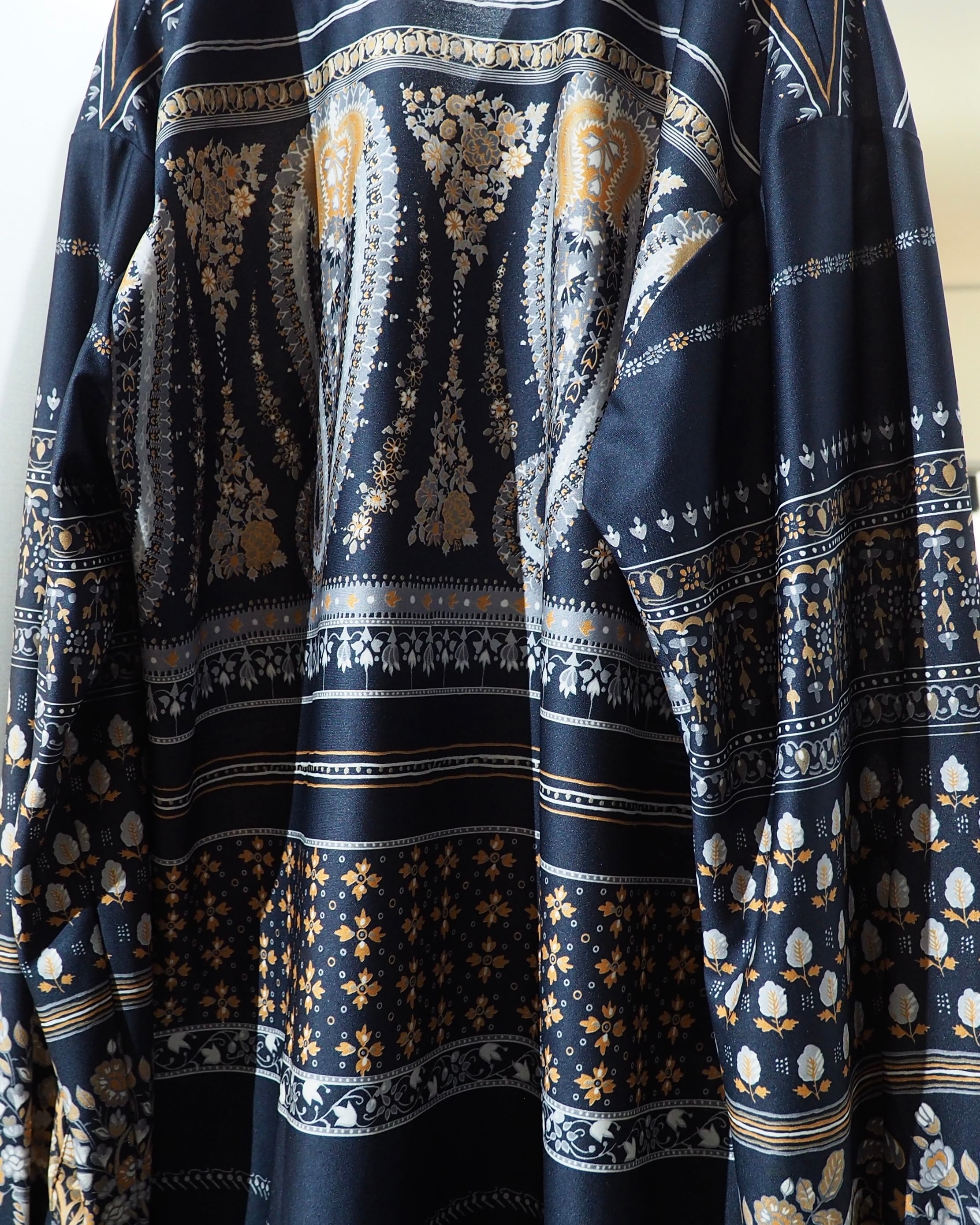 1970 - 80s Beautiful Flower × Paisley Pattern vintage Open collar shirt