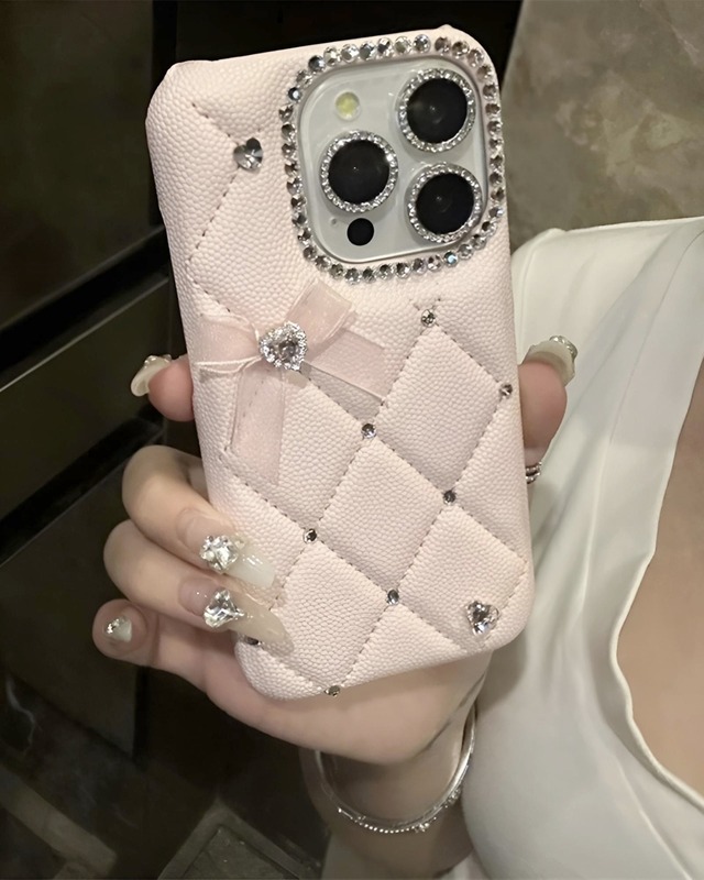 【?お届け約1週間?　iPhone16１点のみ】ピンクレザーリボンスマホケース