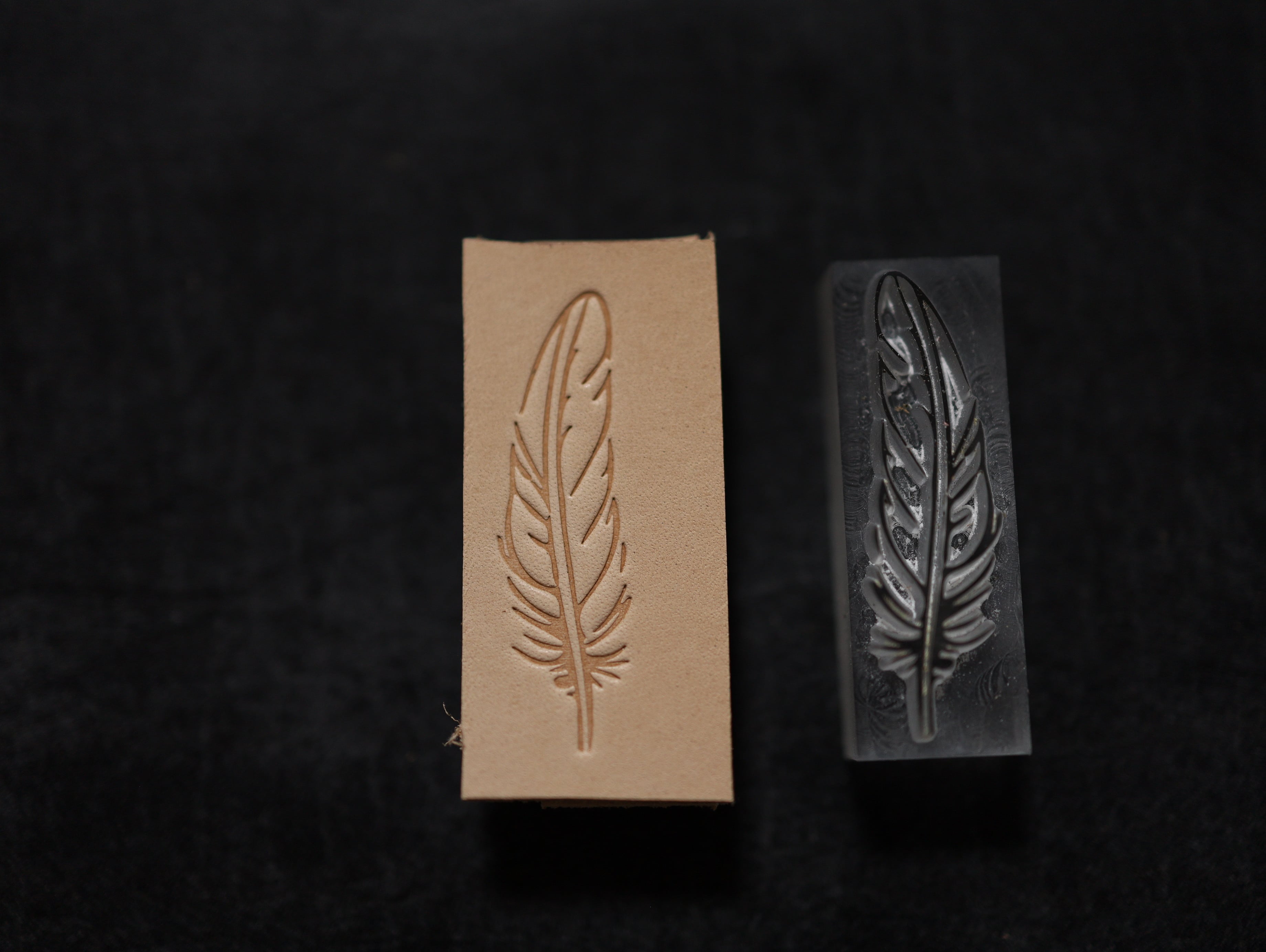 【アクリル刻印】羽　フェザー　タイプB　　レザークラフト用