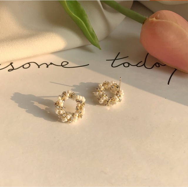 ストーンリースピアス