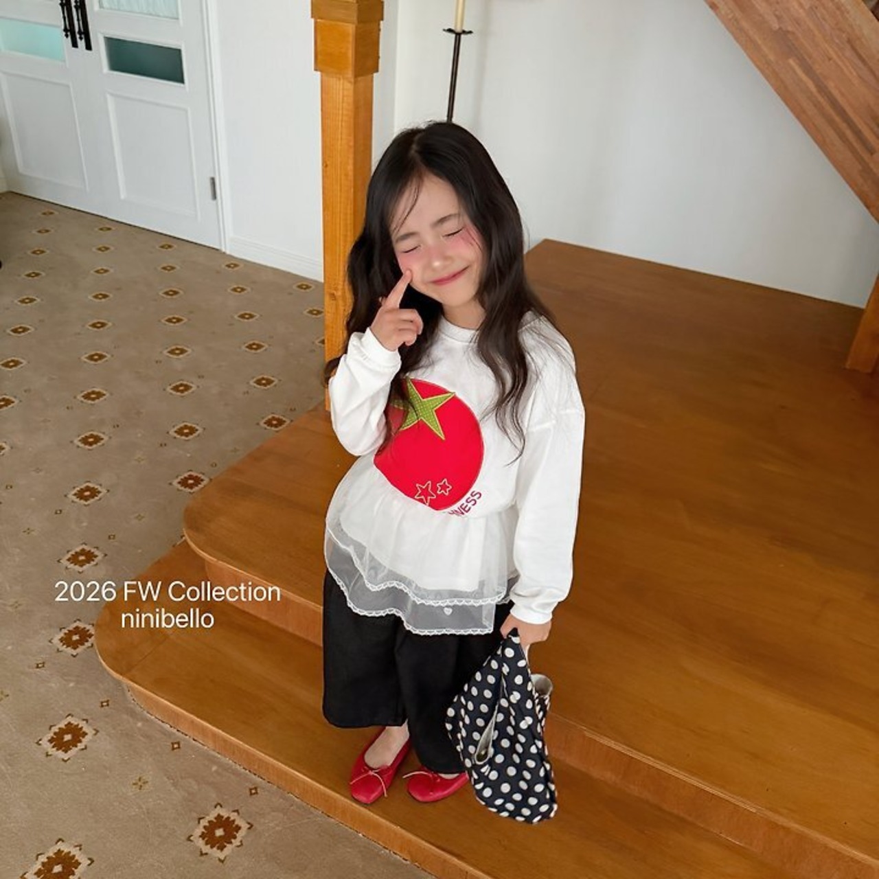 韓国子供服 / ninibello / Tomato Patch T-shirt  / 長袖Ｔシャツ *XS~XXL*