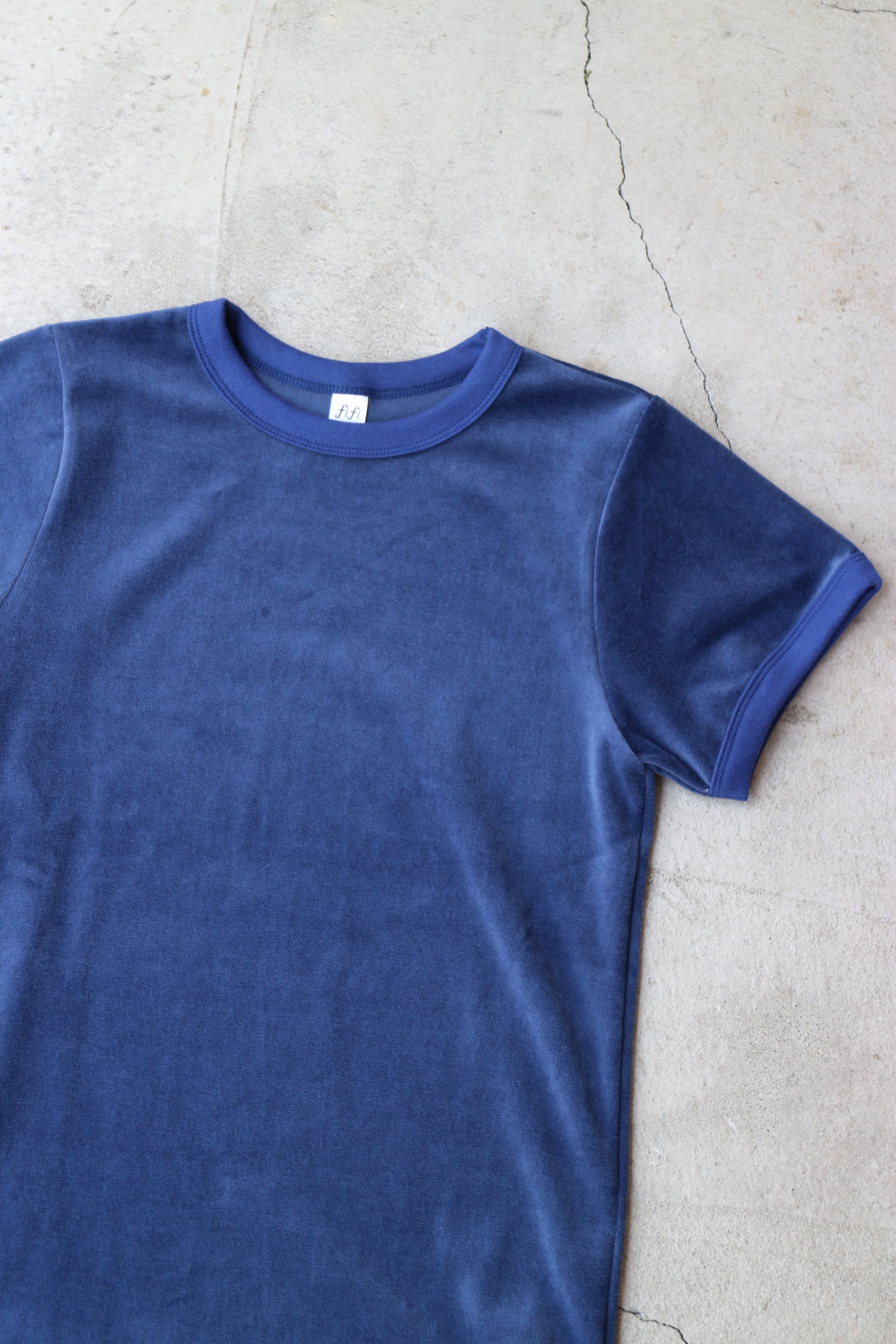 fifi / Velour S/S tee | CAILO