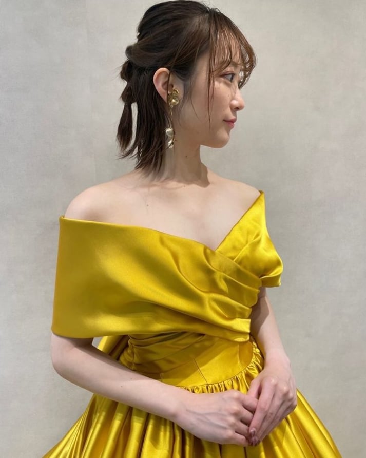 カラードレス オフショルダー ふっくら柔らかなバックリボン イエロー  