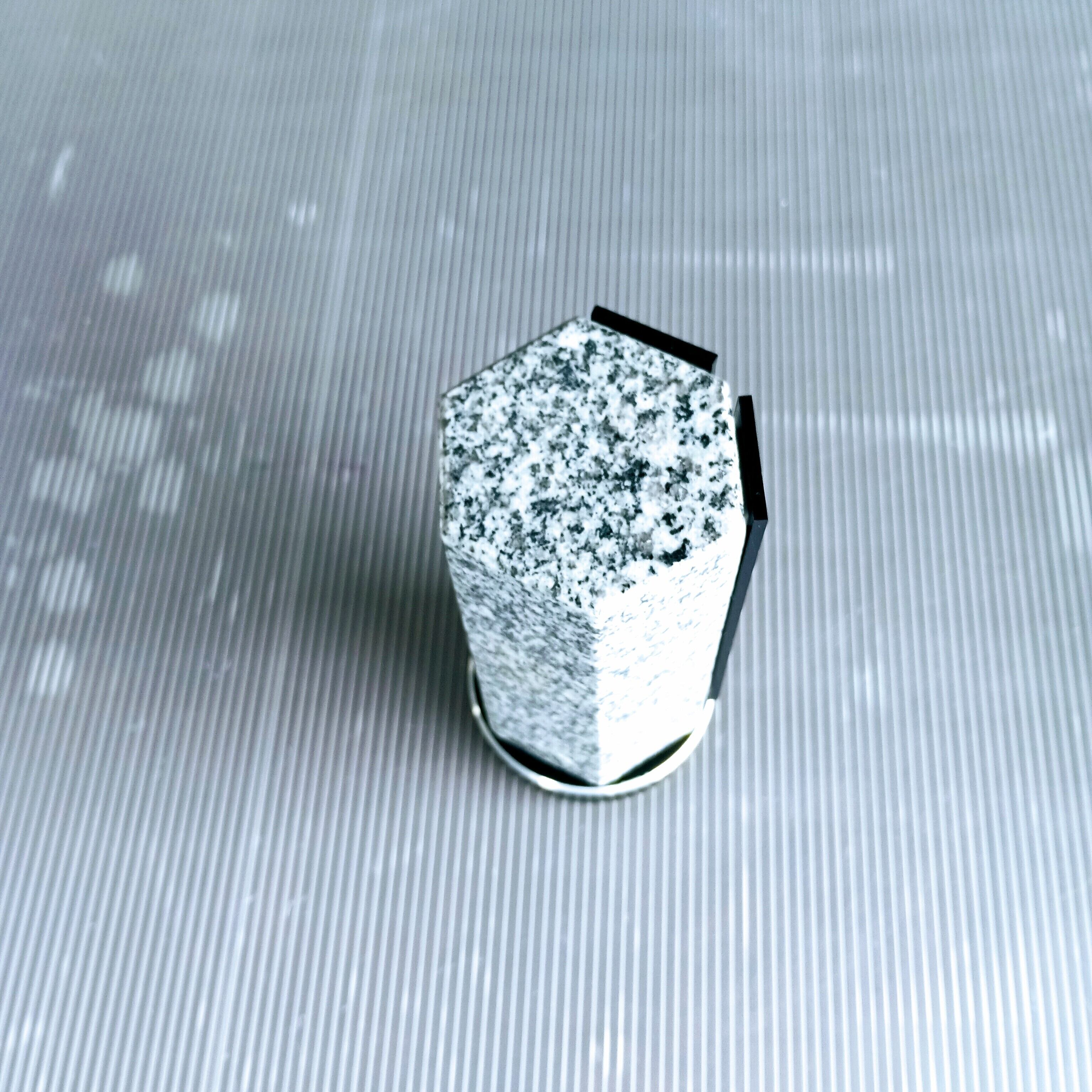 回転位牌 6人用悠想天回 6R60A白 2名様分