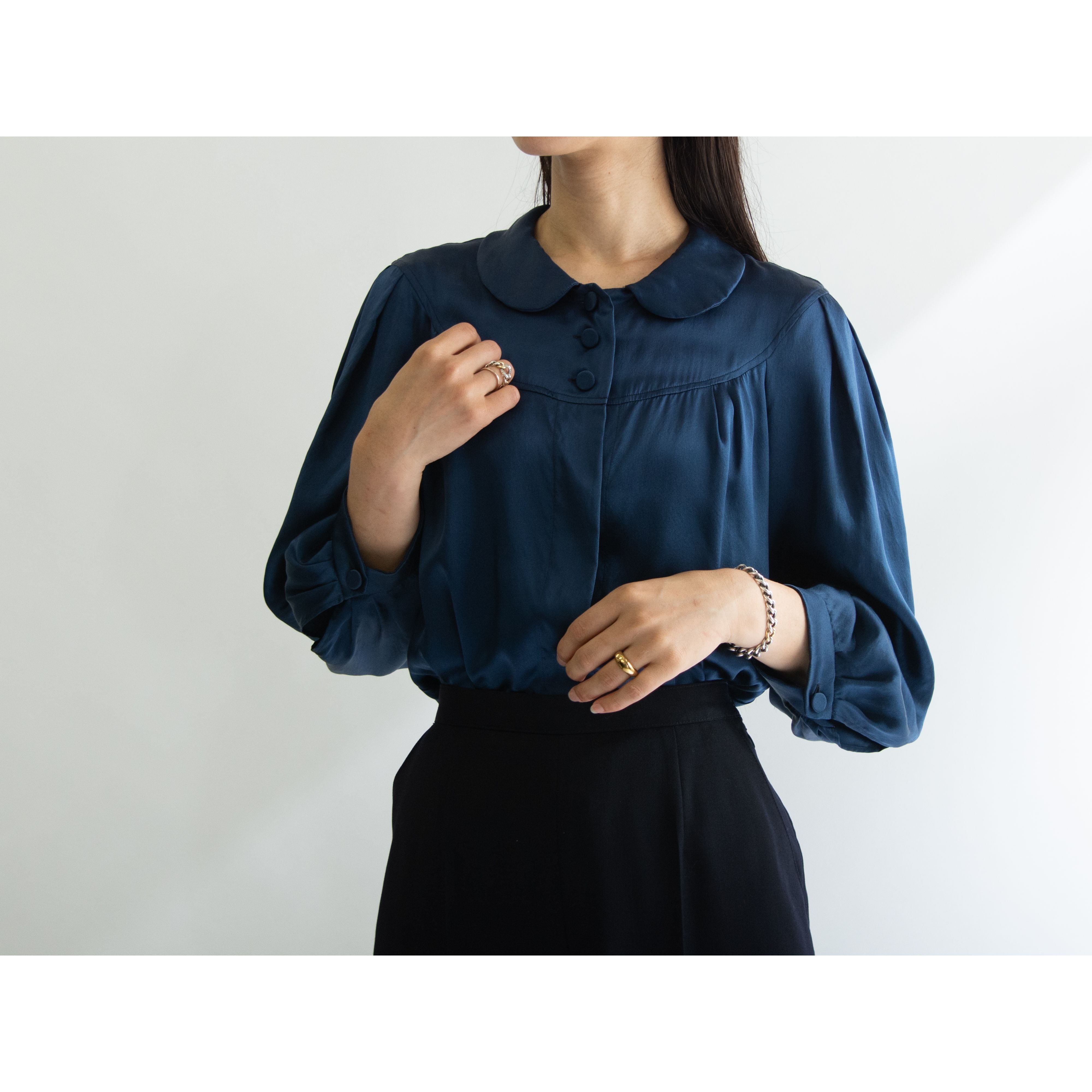 【agnes b.】Made in France 100% Silk Round Collar Blouse