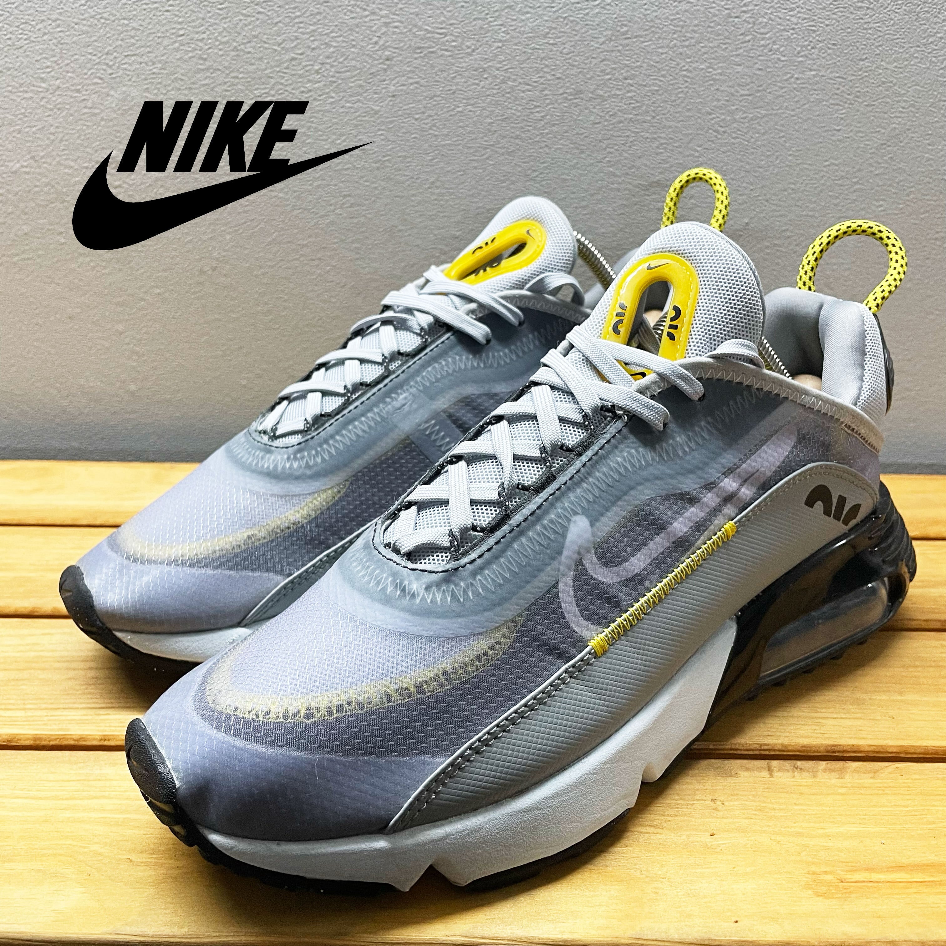 ナイキ　WMNS AIR MAX エアマックス　2090 新品　ホワイト24cm